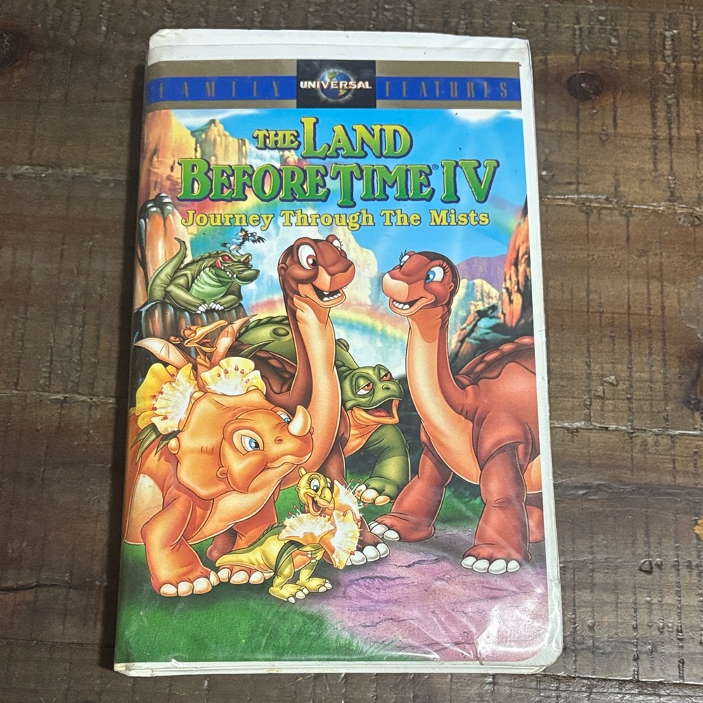 Universal The Land Before Time IV VHS -  Bundle and Save 5/$20